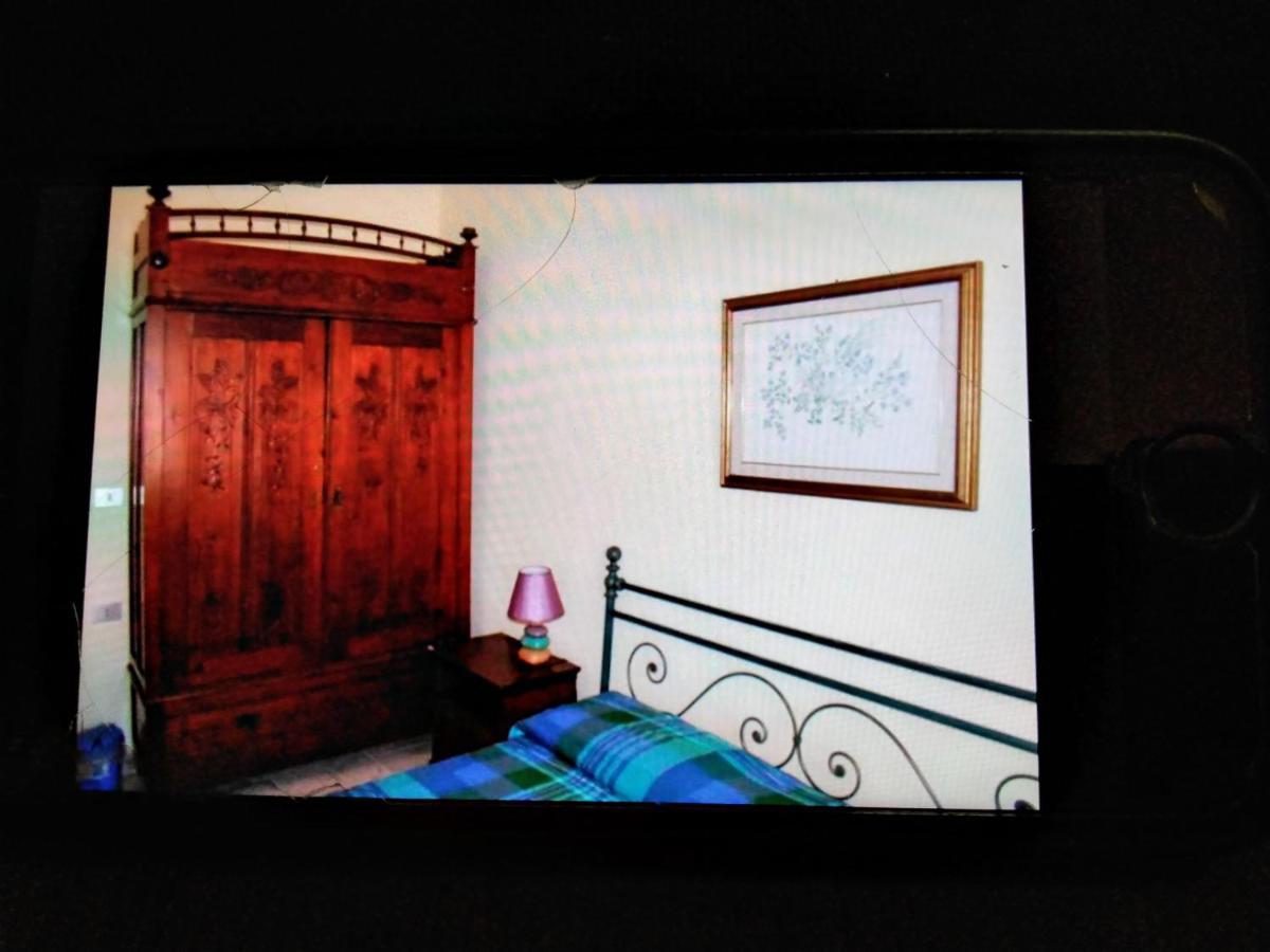 B&B Sara Ossi Ngoại thất bức ảnh